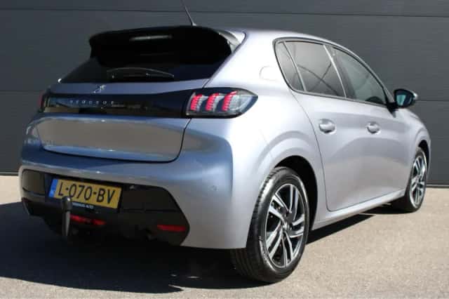 Peugeot 208 (2021) thumbnail 2