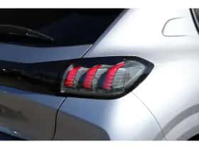 Peugeot 208 (2021) thumbnail 11