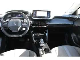 Peugeot 208 (2021) thumbnail 14