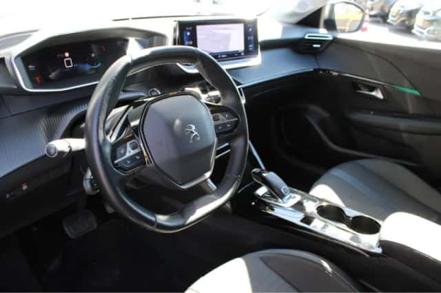 Peugeot 208 (2021) thumbnail 17
