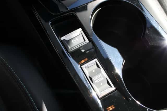 Peugeot 208 (2021) thumbnail 19