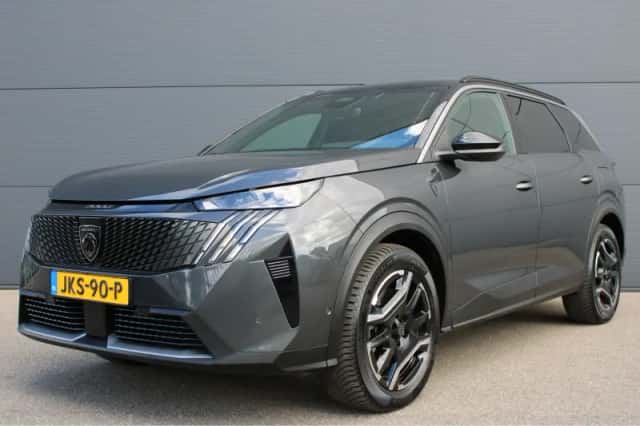 Peugeot 5008 (2025) thumbnail 1