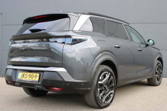 Peugeot 5008 (2025) thumbnail 2