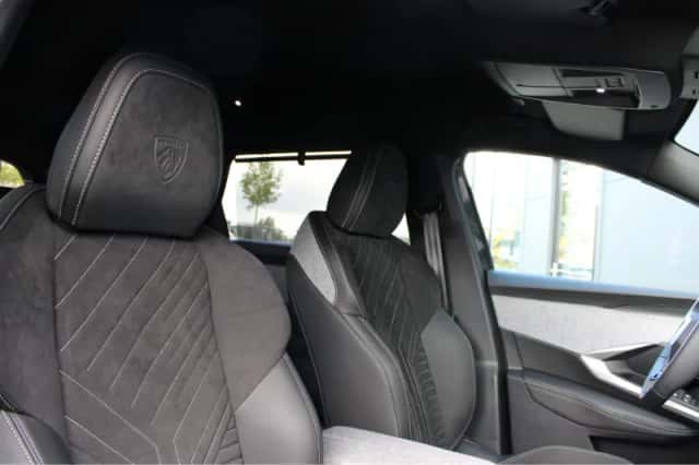 Peugeot 5008 (2025) thumbnail 4
