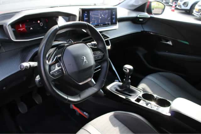 Peugeot 208 (2020) thumbnail 17