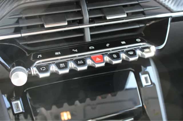 Peugeot 208 (2020) thumbnail 23