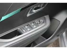 Peugeot 208 (2020) thumbnail 17