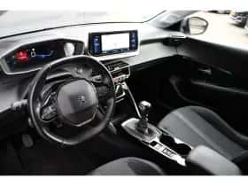 Peugeot 208 (2020) thumbnail 18
