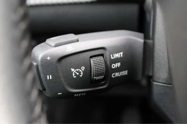 Peugeot 208 (2020) thumbnail 23