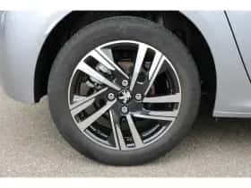 Peugeot 208 (2020) thumbnail 9