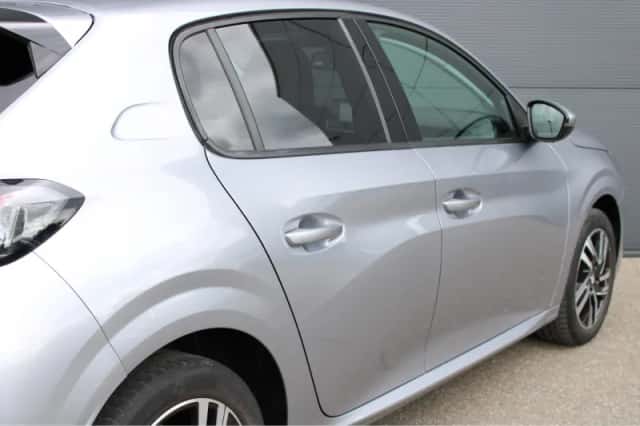 Peugeot 208 (2020) thumbnail 10