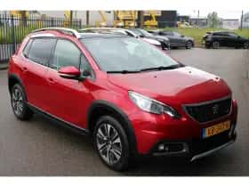 Peugeot 2008 (2018) thumbnail 8