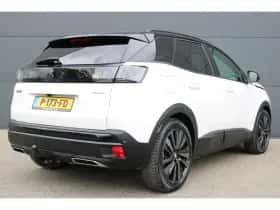 Peugeot 3008 (2022) thumbnail 2