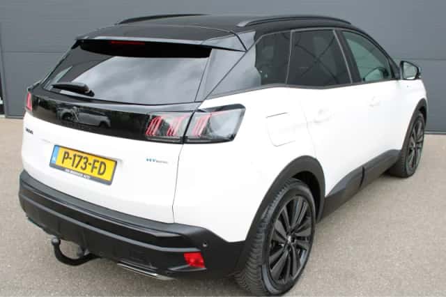 Peugeot 3008 (2022) thumbnail 11