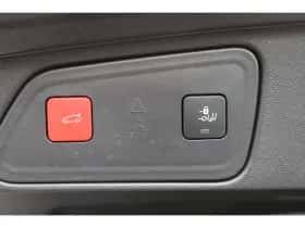 Peugeot 3008 (2022) thumbnail 14