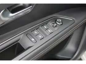 Peugeot 3008 (2022) thumbnail 22