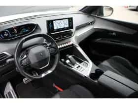 Peugeot 3008 (2022) thumbnail 25