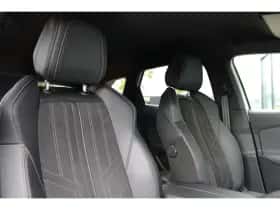 Peugeot 3008 (2022) thumbnail 4