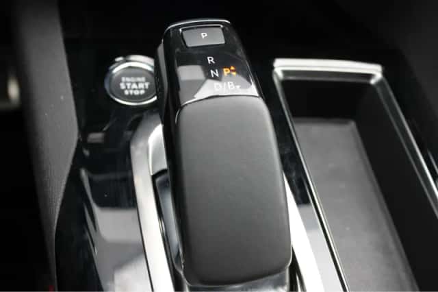Peugeot 3008 (2022) thumbnail 39