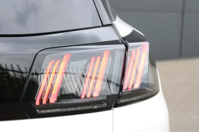 Peugeot 3008 (2022) thumbnail 41