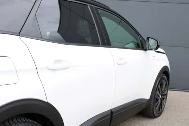 Peugeot 3008 (2022) thumbnail 10