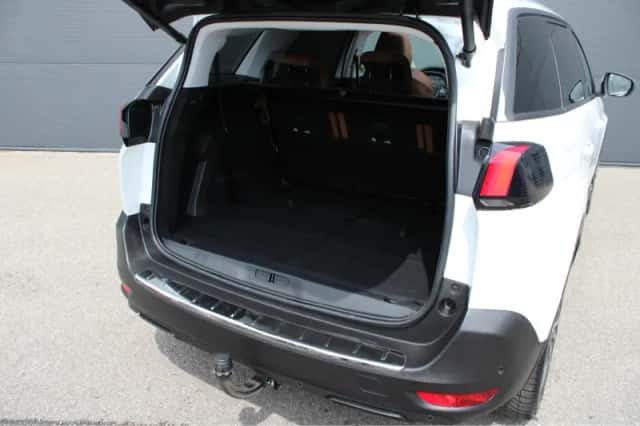 Peugeot 5008 (2019) thumbnail 12
