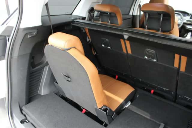 Peugeot 5008 (2019) thumbnail 13