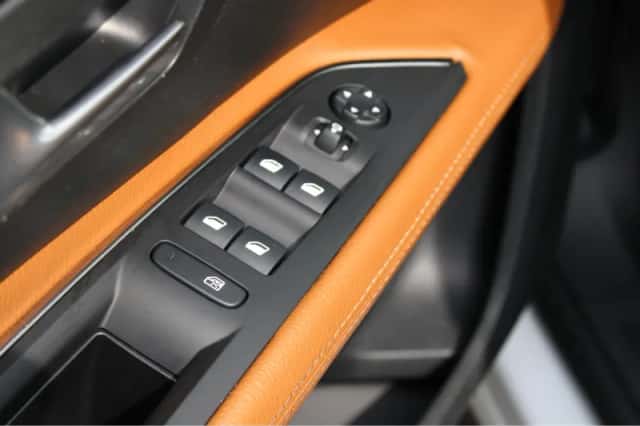 Peugeot 5008 (2019) thumbnail 20
