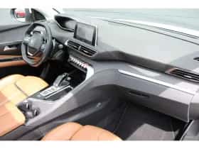 Peugeot 5008 (2019) thumbnail 3