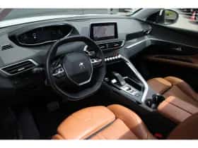 Peugeot 5008 (2019) thumbnail 23
