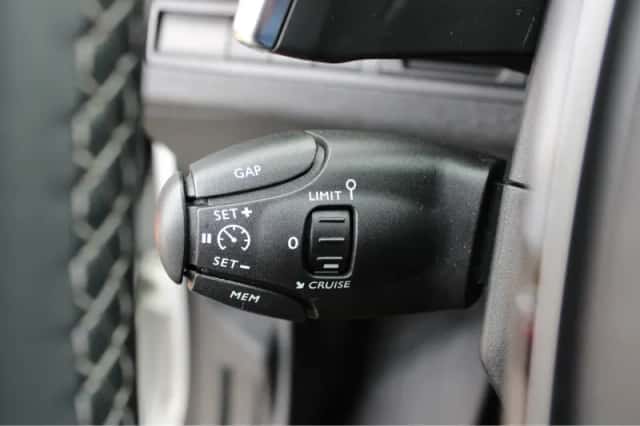 Peugeot 5008 (2019) thumbnail 27