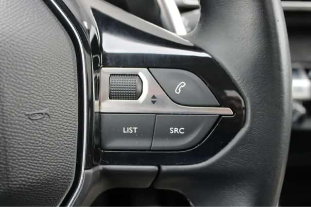 Peugeot 5008 (2019) thumbnail 31