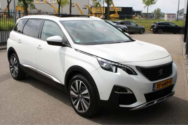 Peugeot 5008 (2019) thumbnail 7