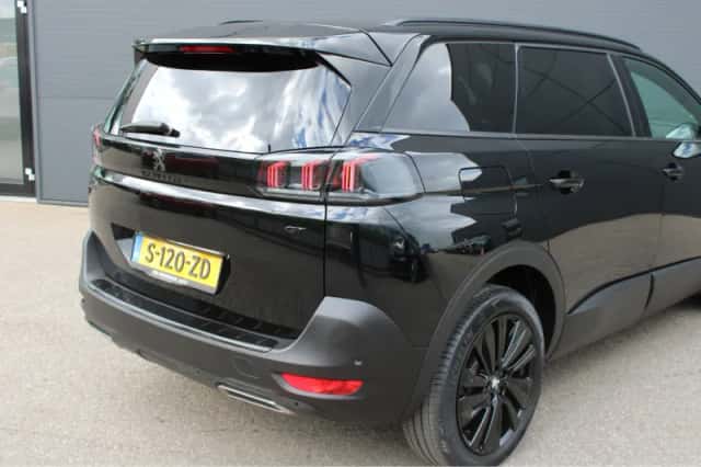 Peugeot 5008 (2023) thumbnail 11