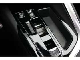 Peugeot 5008 (2023) thumbnail 24