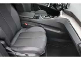Peugeot 5008 (2023) thumbnail 5