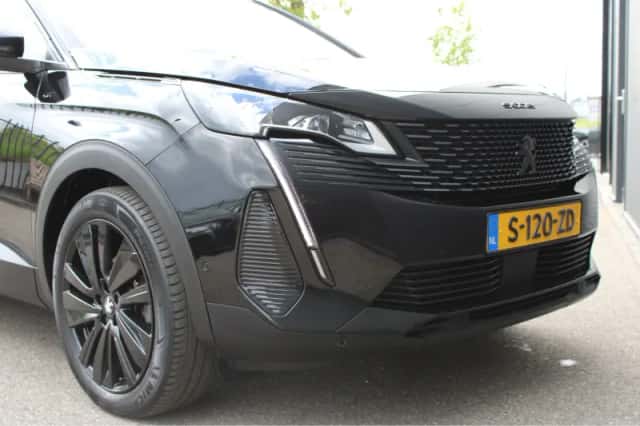 Peugeot 5008 (2023) thumbnail 7