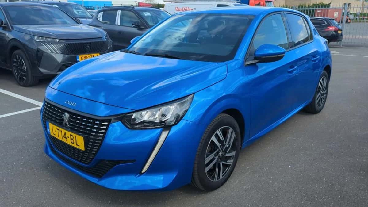 Peugeot 208 (2021) — foto 1