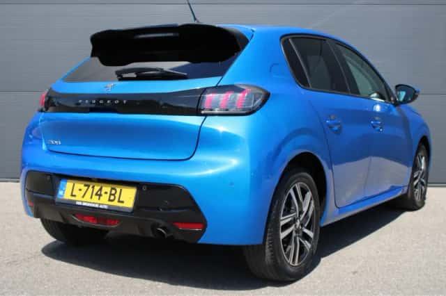 Peugeot 208 (2021) thumbnail 2