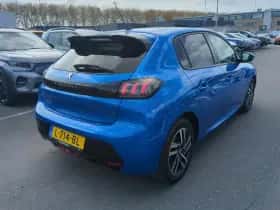 Peugeot 208 (2021) thumbnail 3