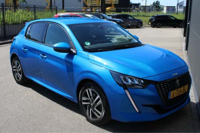 Peugeot 208 (2021) thumbnail 7