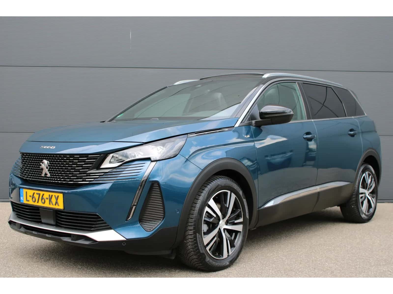 Peugeot 5008 (2021) — foto 1