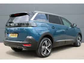 Peugeot 5008 (2021) thumbnail 2
