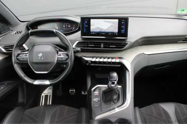 Peugeot 5008 (2021) thumbnail 15