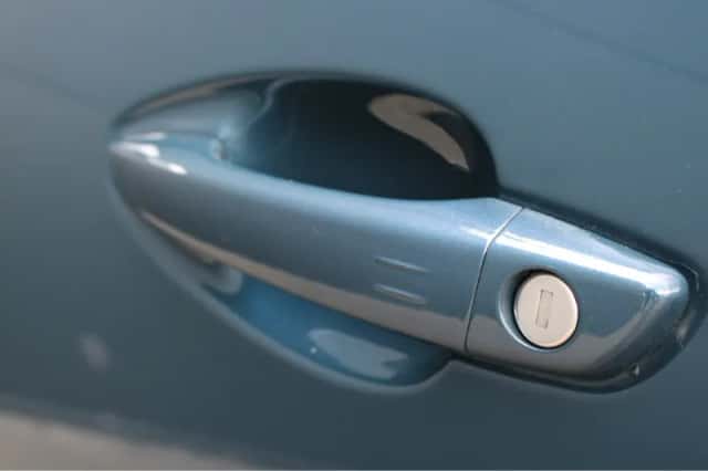 Peugeot 5008 (2021) thumbnail 16