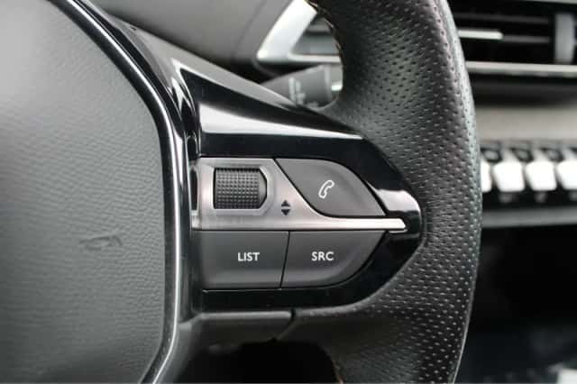 Peugeot 5008 (2021) thumbnail 26