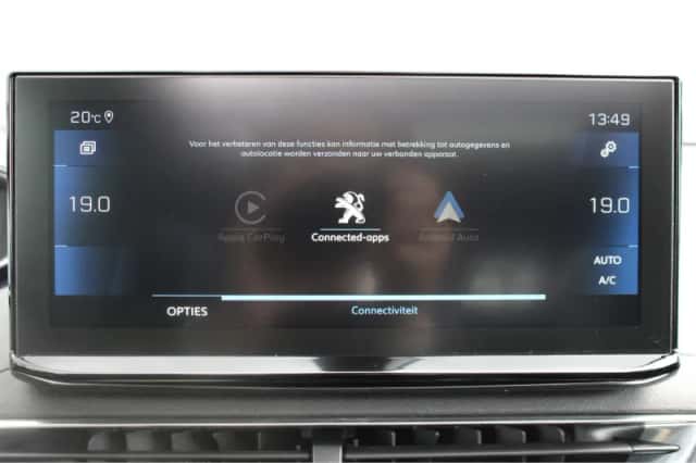 Peugeot 5008 (2021) thumbnail 28