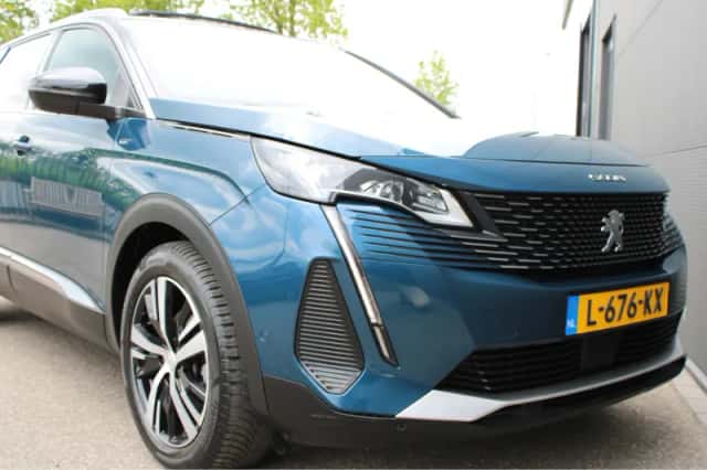 Peugeot 5008 (2021) thumbnail 7