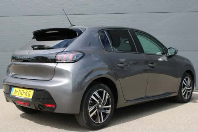 Peugeot 208 (2021) thumbnail 2