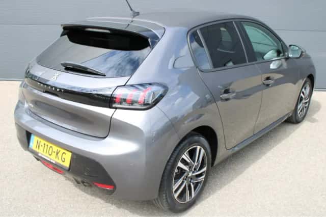Peugeot 208 (2021) thumbnail 11